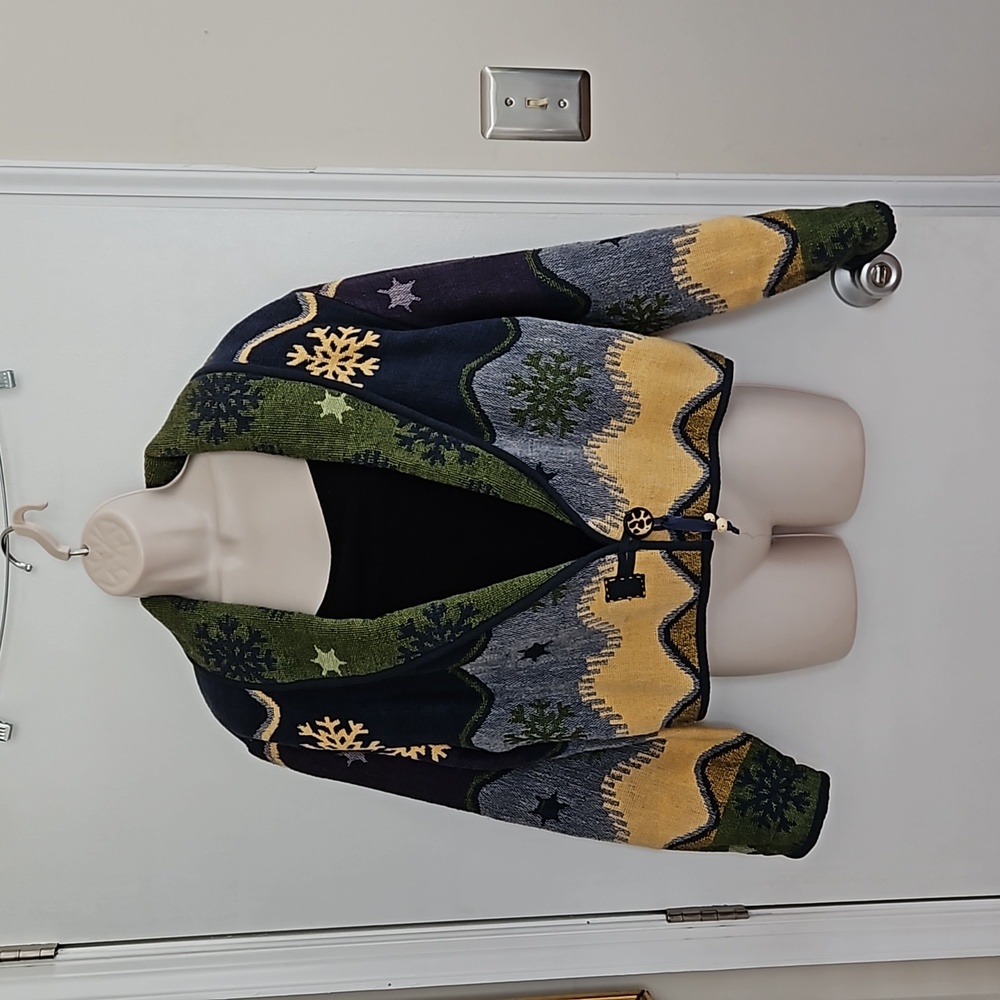 Vintage Flashback Tapestry Cropped Jacket Winter Scene
